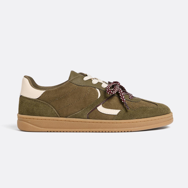 کفش اسنیکرز جیر